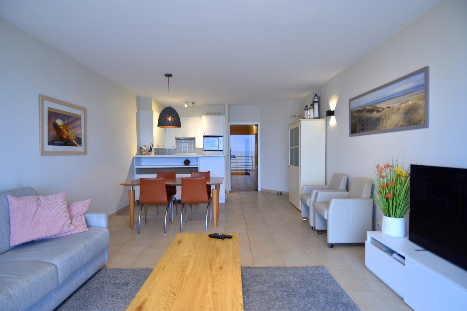 Appartement met frontaal zeezicht op de zeedijk in Nieuwpoort - foto 2