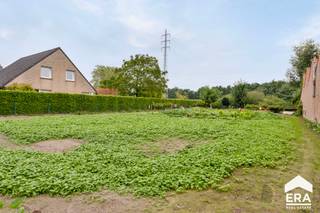 Op de Heirweg 42 in 8710 Wielsbeke vind je dit perceel bouwgrond met landelijk karakter en zonder bouwverplichting. Het perceel is 721 m² groot en...
