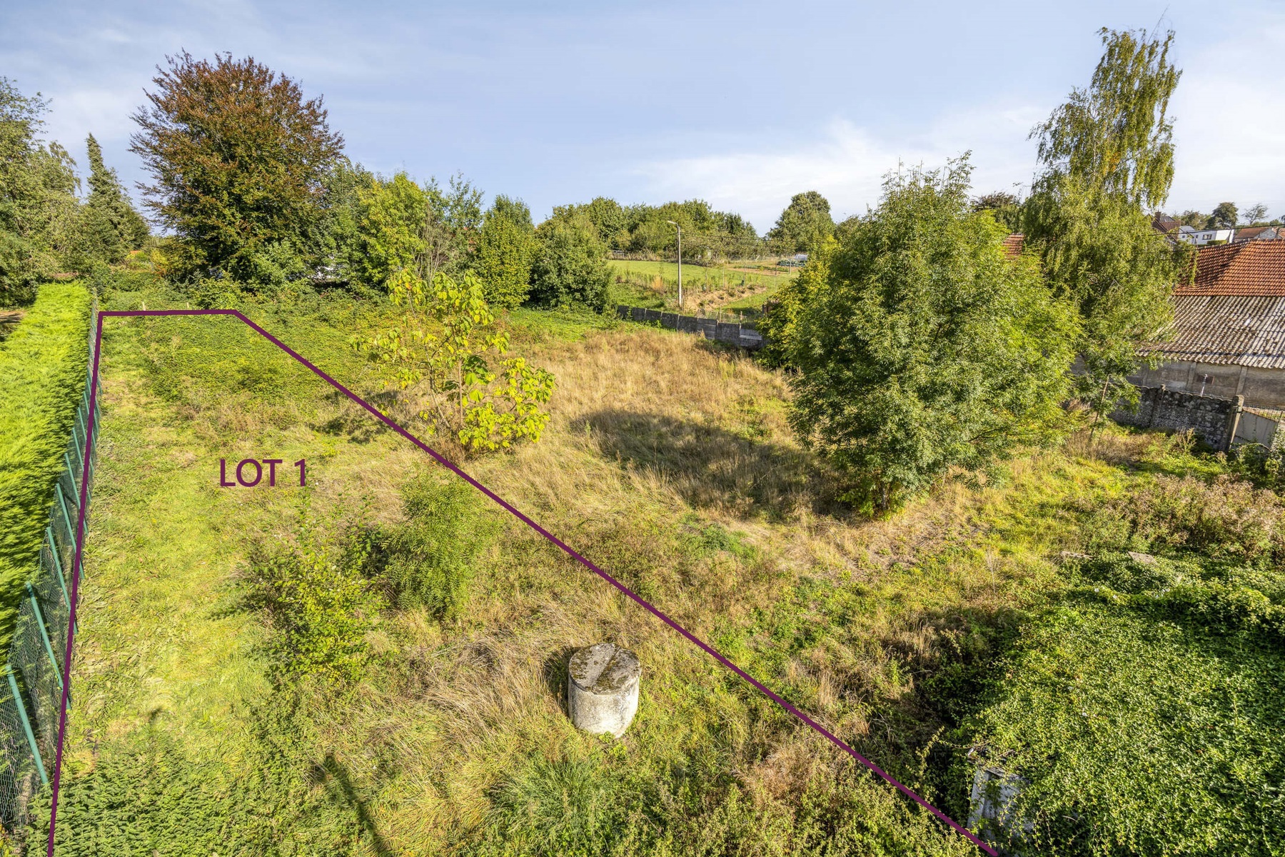 Bouwgrond HOB in rustige straat - photo 1