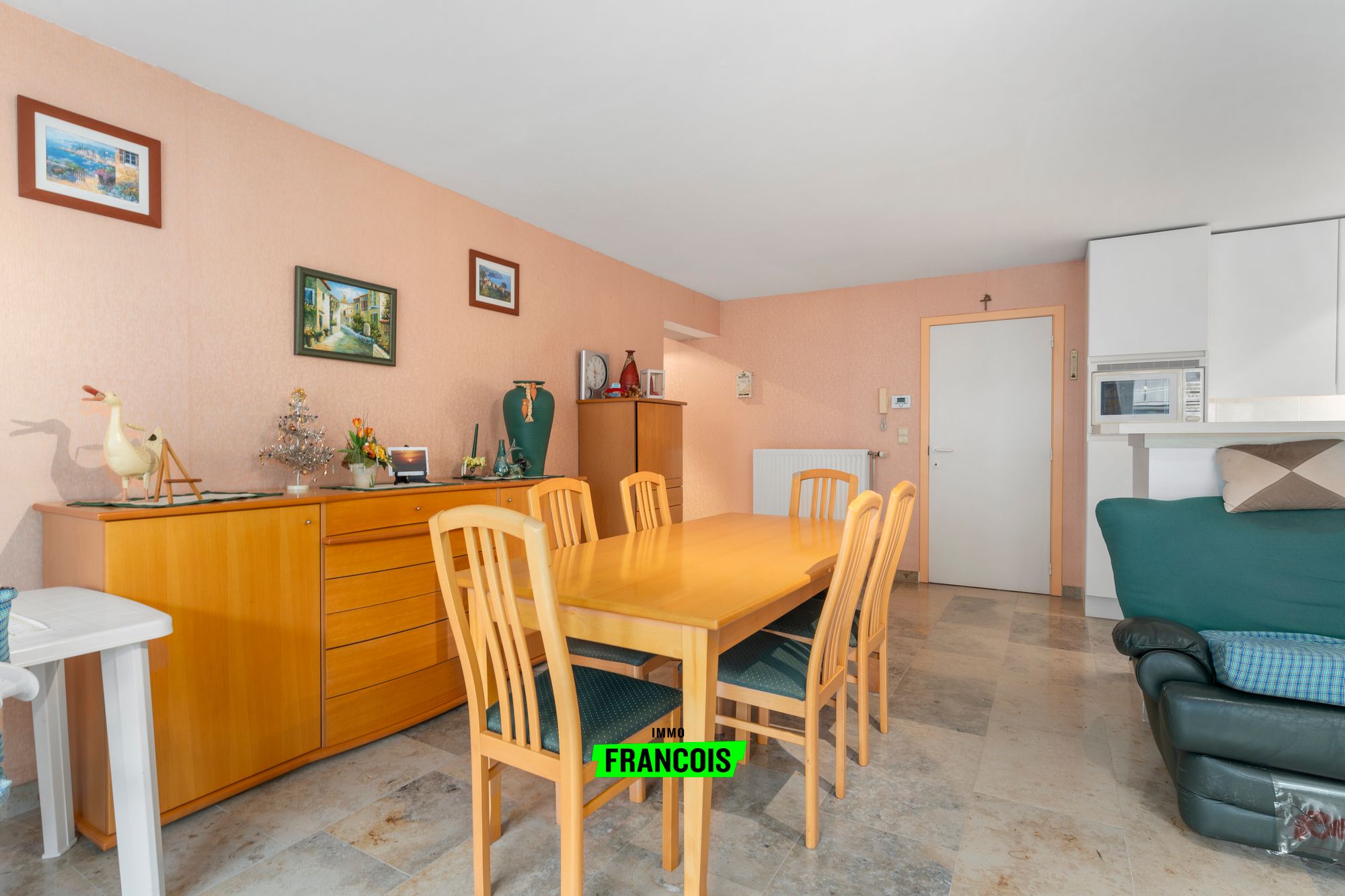 Instapklaar tweeslaapkamer appartement met bijhorende garagebox in Blankenberge - foto 4