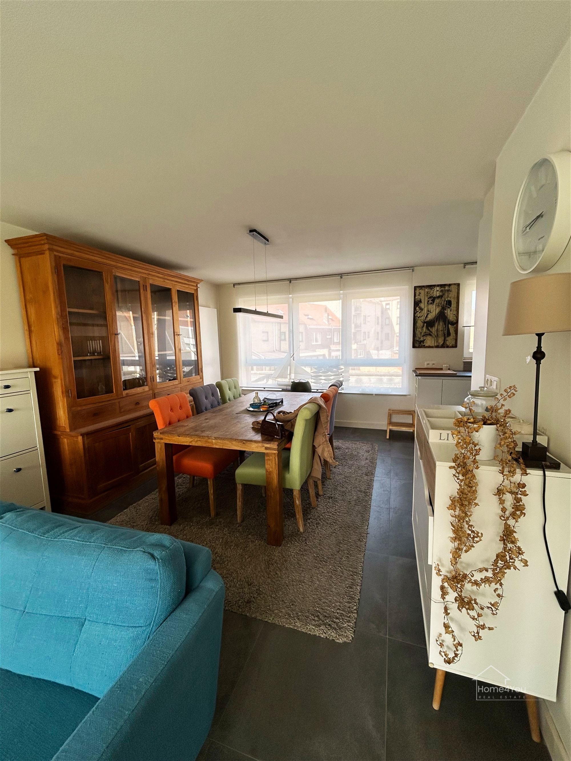 Bemeubeld duplexappartement in hartje Oostende te huur! - foto 4