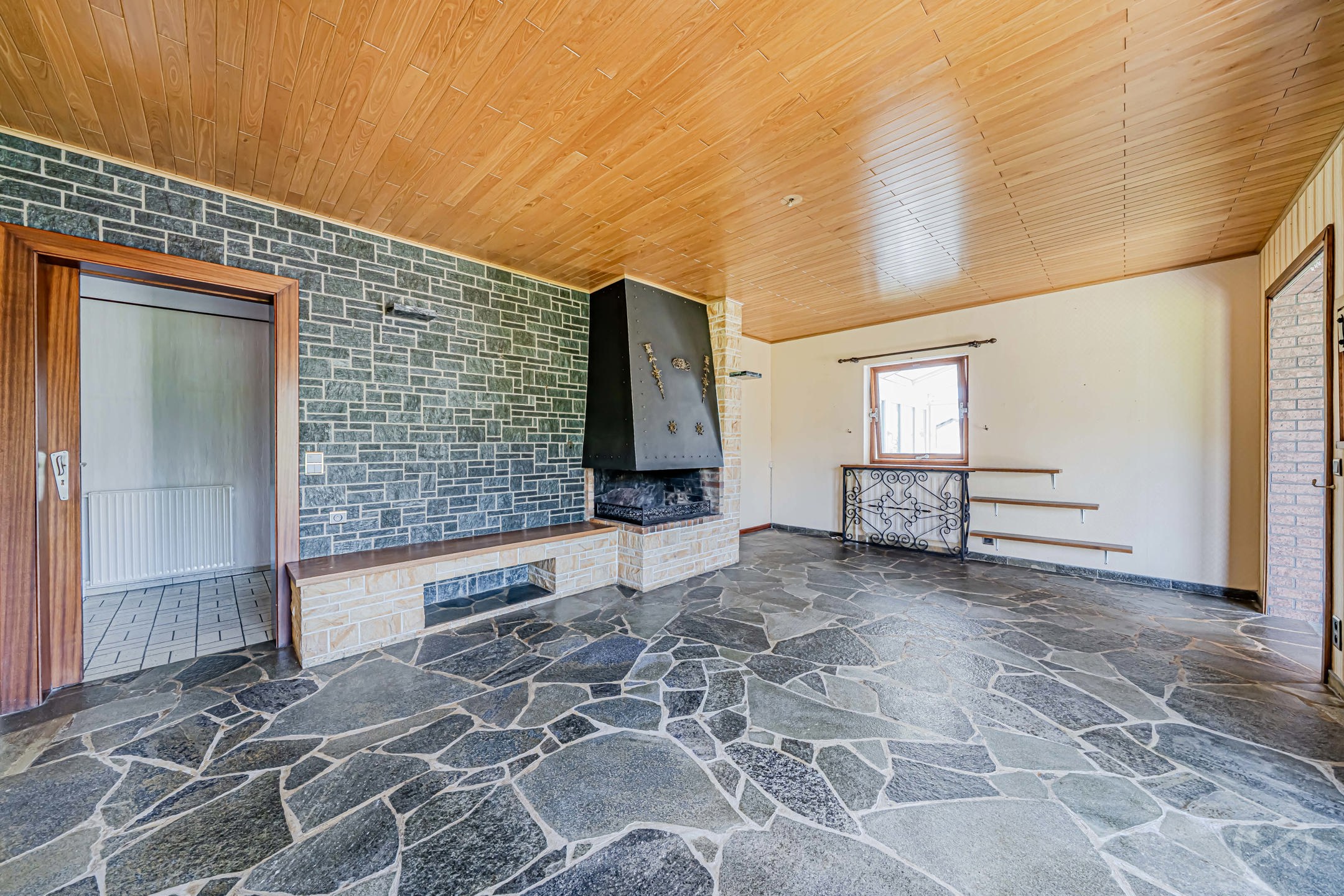 Maison à vendre à Arlon avec 5 chambres - photo 2