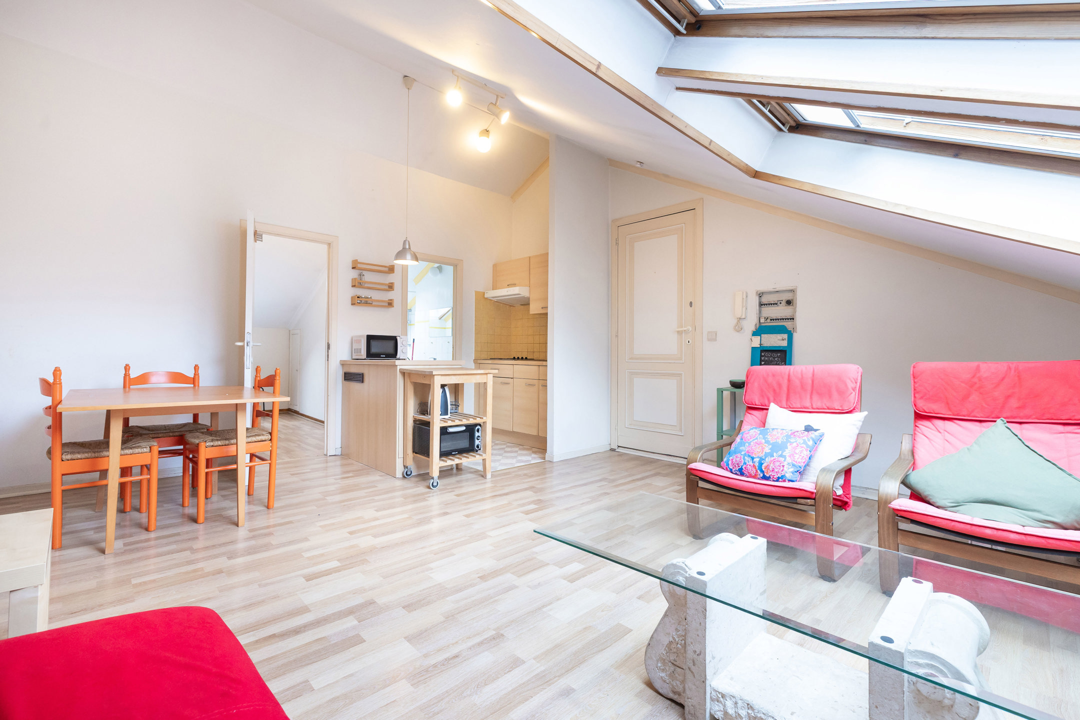 Apartment for sale in Ixelles with 1 bedroom - photo 1