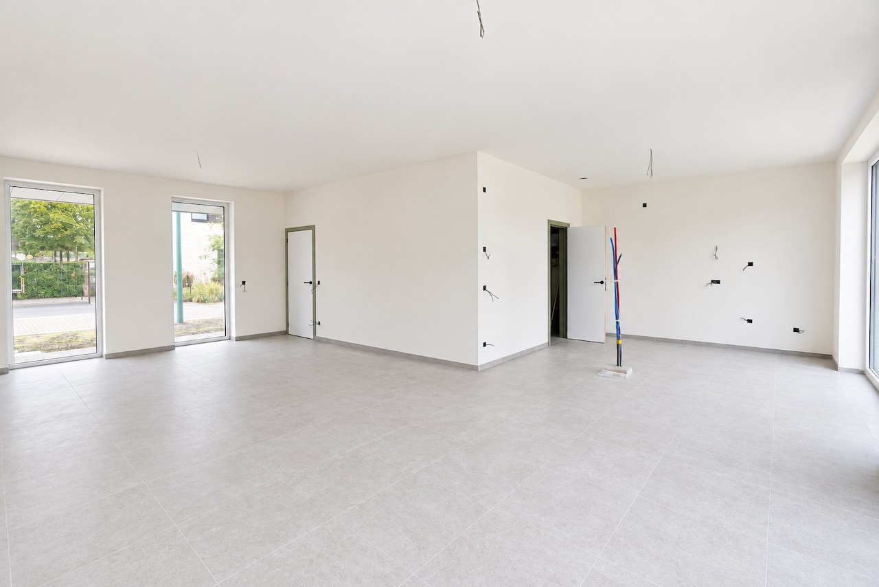 Nieuwbouw in aangename woonwijk te Oosteeklo ! - foto 4