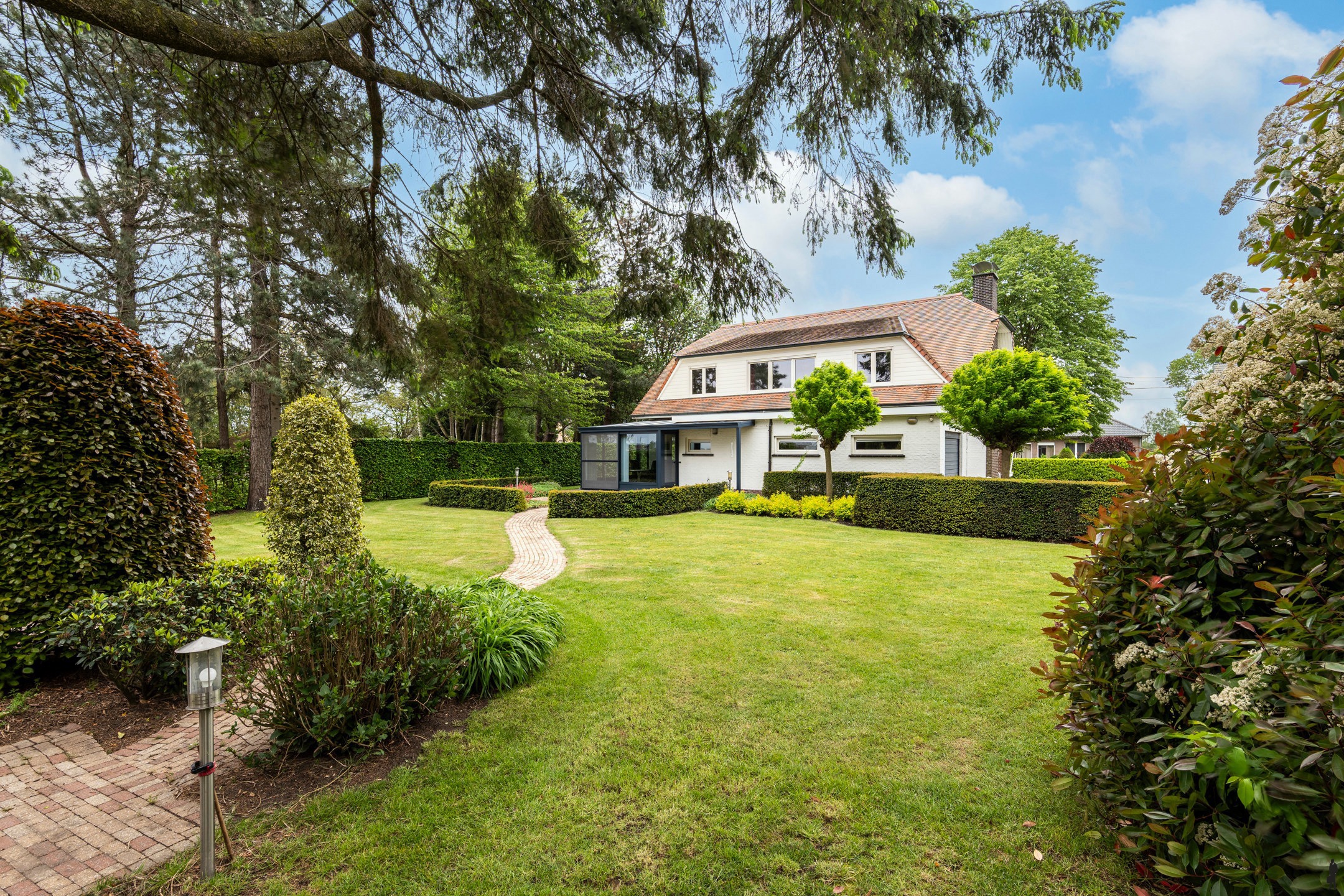 Authentieke landelijke villa uit de 60' met 4 slpk. in Weelde - foto 2
