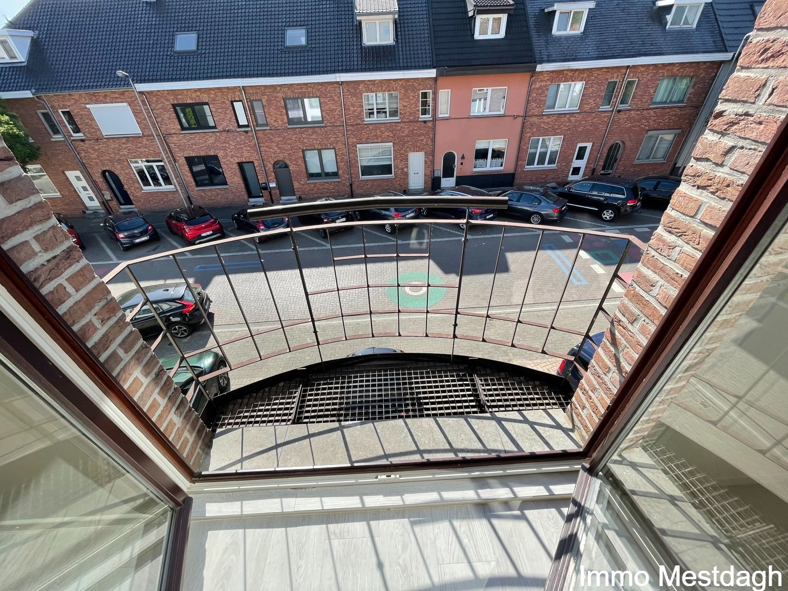 Stijlvol &amp; Energiezuinig Appartement met Parking – Net buiten de Kleine Ring - foto 5