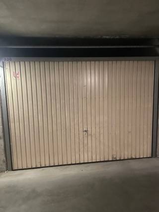 WOLUWE SAINT LAMBERT, 9 Place Jean-Baptiste Carnoy, a locked indoor garage space to let.- Available immediately- Garage no. 338- Rent: €110 per month...