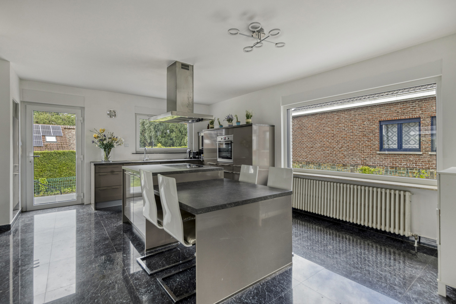 Instapklare woning, voorheen 3 slpk, extra kamers mogelijk - foto 4