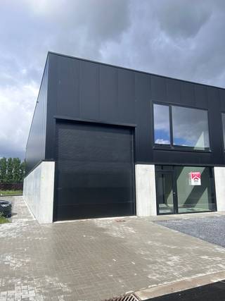 Commercial à louer à Ypres