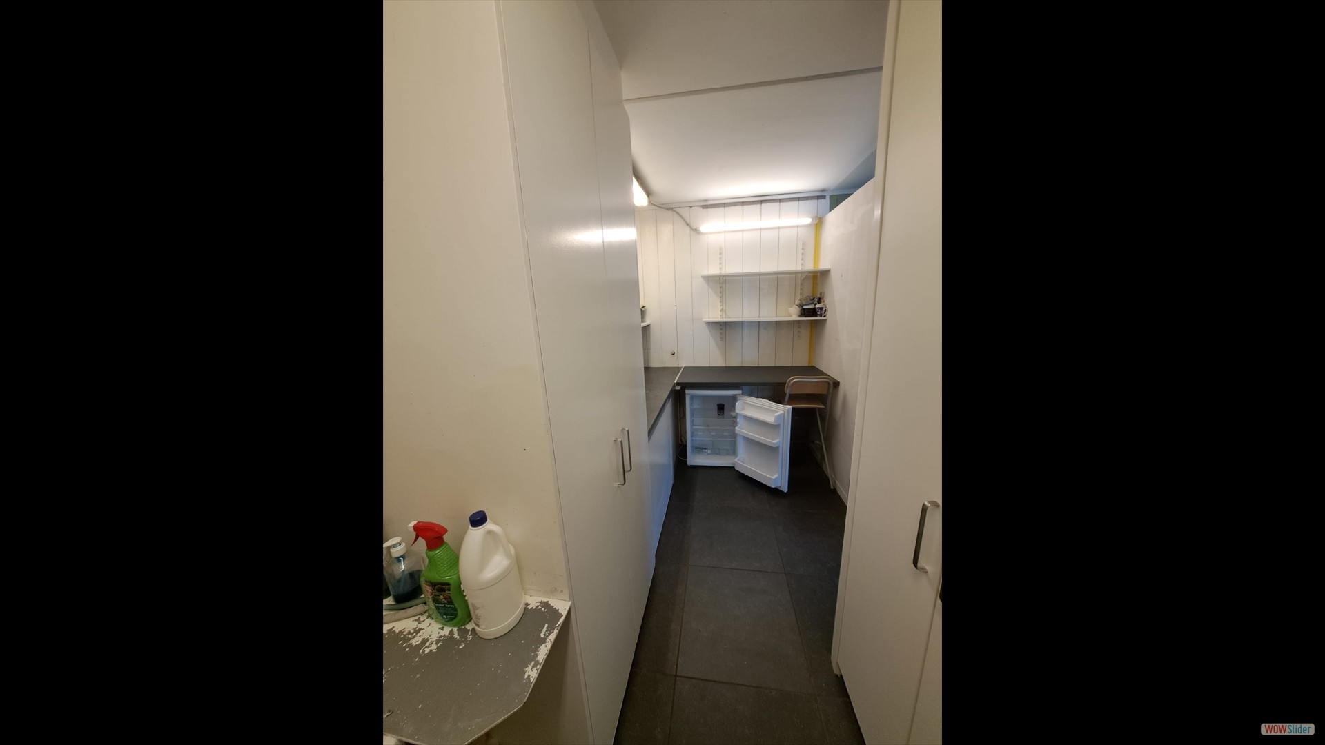 Een gunstig gelegen handelspand in het centrum van Zandhoven - foto 2