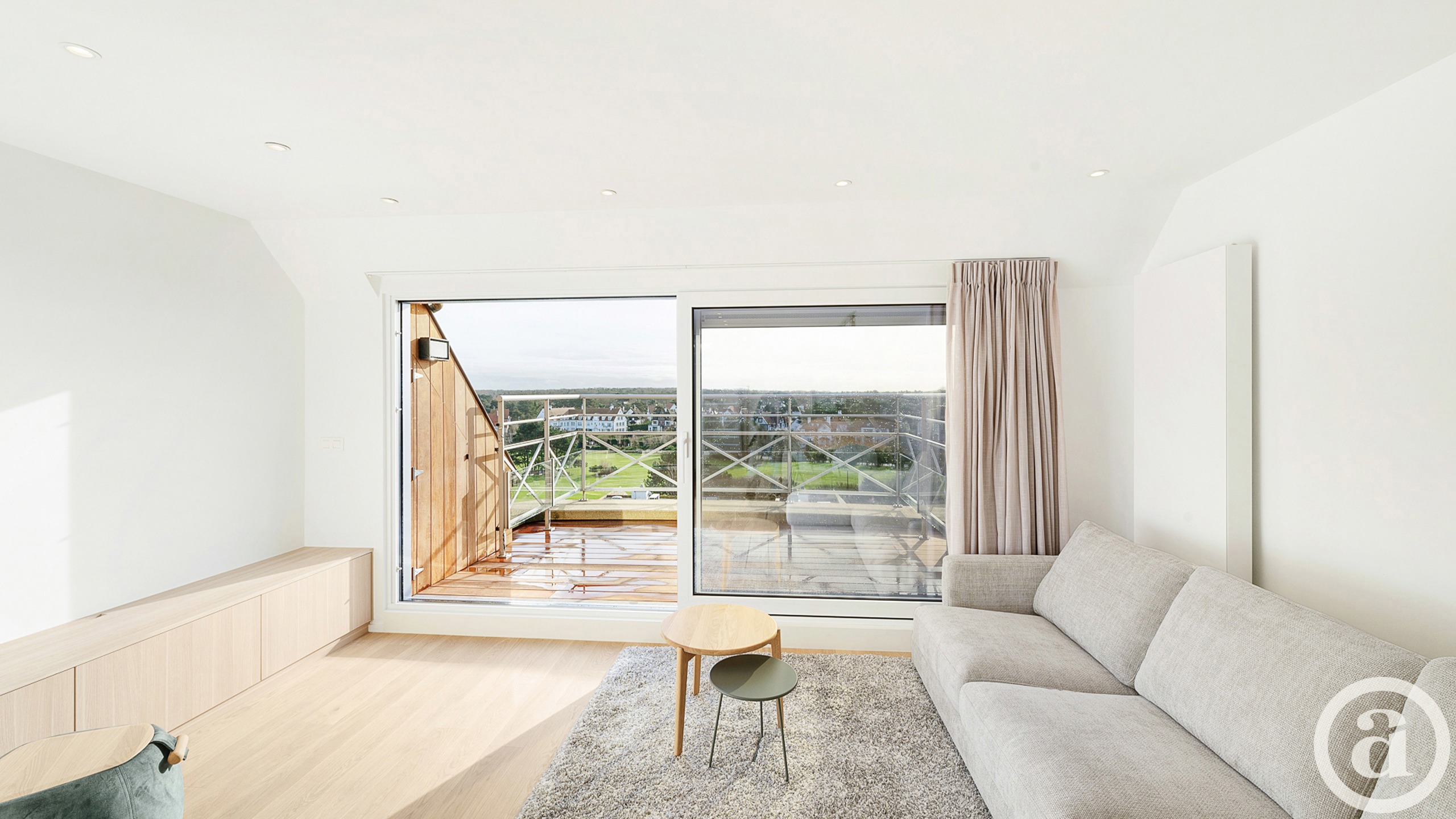 Zonnig gerenoveerd duplex penthouse appartement te Zoute - foto 4