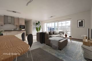 <strong>Beschikbaar vanaf 01/12/2026 <br /><br />Huurprijs: 900 euro/maand</strong> (820 euro + 80 euro gemeenschappelijke kosten per maand)<br /><br />Dit gezellig appartement ligt nabij het commerciële centrum van Waregem doch is het zeer rustig gelegen in een doodlopende straat.<br /><br /><u>Het appartement is ingedeeld als volgt :</u><br /><br />Een inkomhal met gastentoilet, een lichtrijke living met een open volledig geïnstalleerde keuken, 2 ruime slaapkamers in parket, badkamer met inloopdouche, dubbele lavabo in meubel, handdoekdroger. Dit appartement beschikt over een zeer ruime berging waar er een wasmachine en droogkast kan geïnstalleerd worden alsook over een uitgestrekte private zolderruimte over gans het appartement. Een zuidoost-georiënteerd terras laat u genieten van de Belgische zonnestralen.<br /><br />Achteraan het gebouw bevindt er zich ook <strong>een autostaanplaats</strong> alsook <strong>een gemeenschappelijke afgesloten fietsenberging</strong>.<br />Bovenop de huurprijs wordt er 80,00 euro syndic per maand gerekend.<br /><br /><u>Pluspunten :</u><br />- Centrale ligging;<br />- CV op aardgas;<br />- Zeer energiezuinig: B-label;<br />- Ventilatiesysteem C;<br />- Elektriciteit conform.<br /><br />Meer info of een bezoekje ter plaatse?<br />Bel <strong>Alicia +32 473 24 22 81</strong> of mail <strong>alicia@vastgoedcanniere.be</strong>