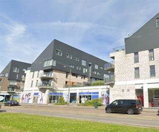 Buur worden van Colruyt én Ninia Shopping? Dit is je kans! Op een absolute toplocatie in het centrum van Ninove bieden we een ruime quasi...