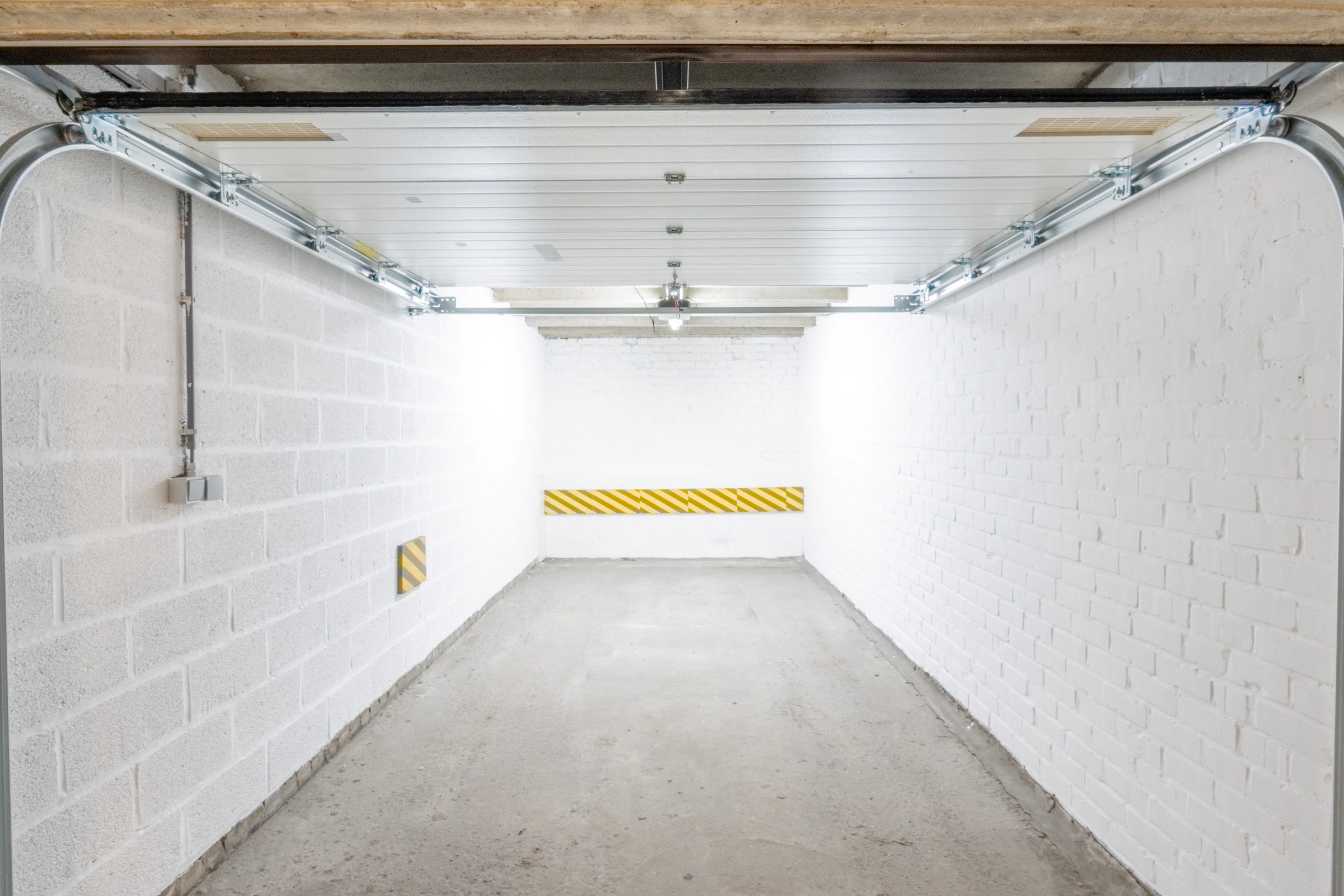 Garage à louer à Bruges - photo 5