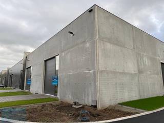 Op een toplocatie binnen het moderne AS Park in As bieden wij 2 naast elkaar gelegen KMO-unitsaan, elk met een oppervlakte van 144 m². De units...