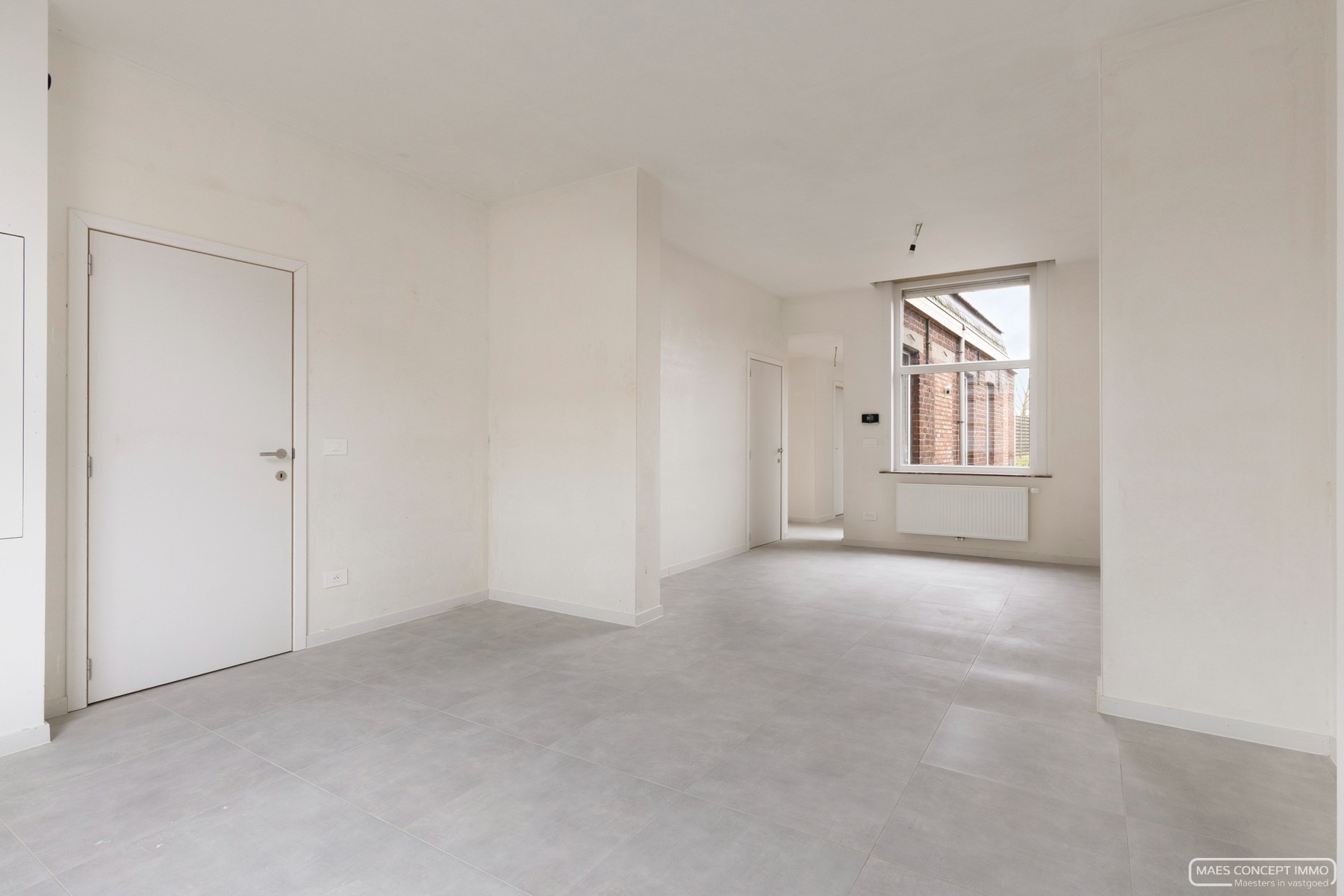 Gerenoveerde woning met 3 slaapkamers en grote tuin te koop centrum Avelgem - foto 3