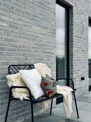 Deze penthouse is als enige appartement van dit project gelegen op de derde verdieping en maakt deel uit van residentie Léon gelegen te...