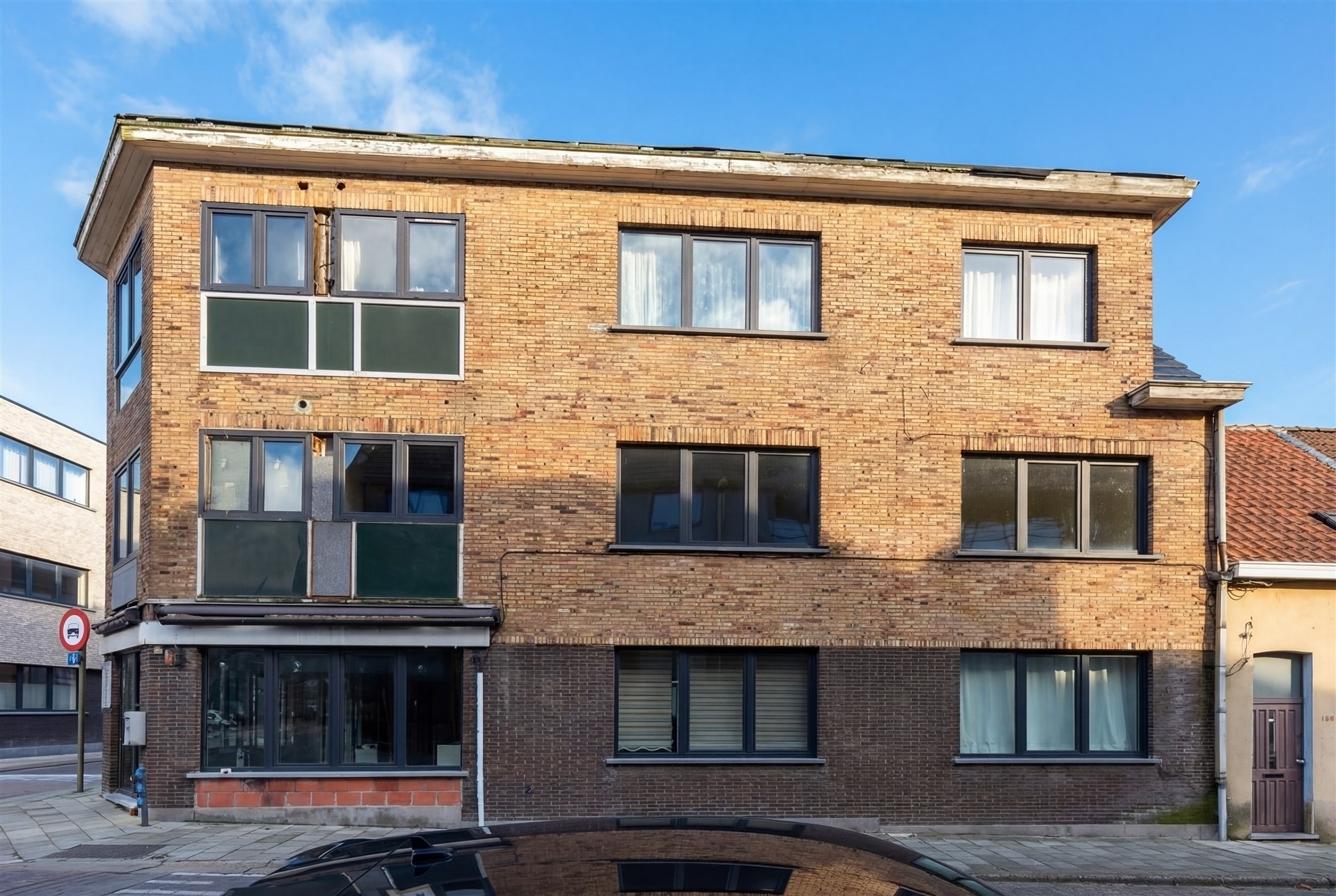 Building met 5 entiteiten en casco handelsruimte - foto 4