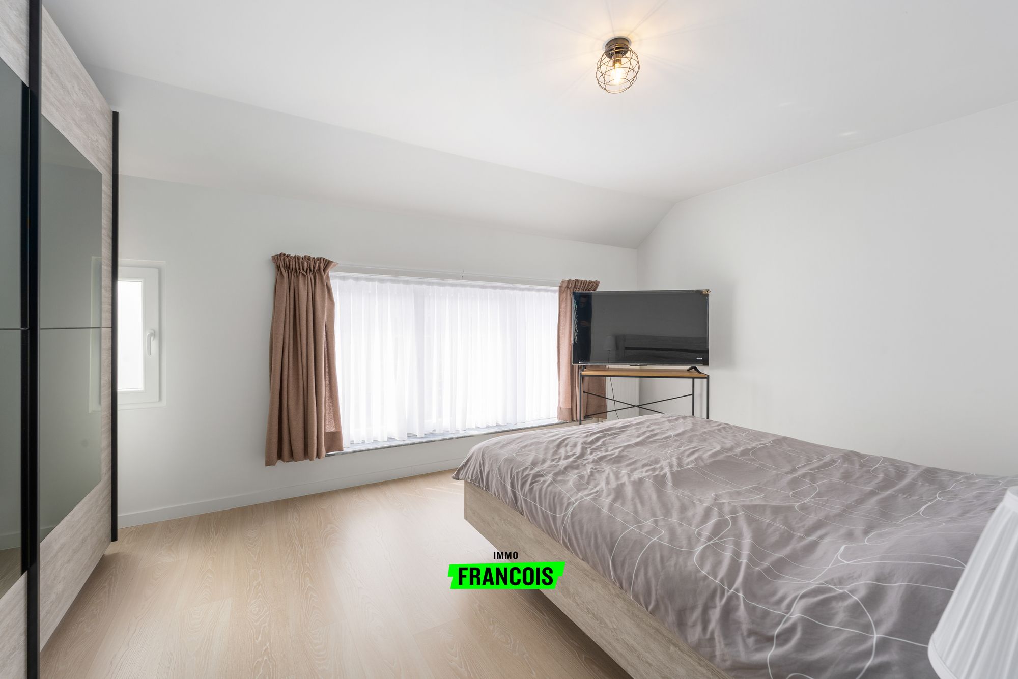 Instapklare en energiezuinige woning met 3 slaapkamers in Waarschoot - foto 2