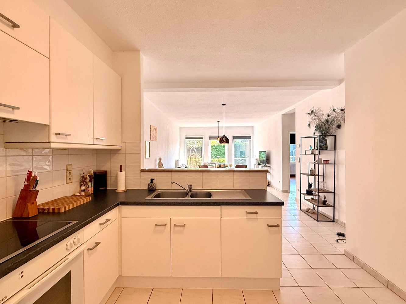 Instapklaar 1-slaapkamerappartement met zuidgericht terras in Veldwezelt, Lanaken. - foto 4