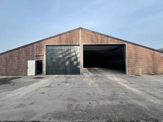 Commercial à louer à Oostkamp