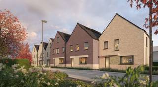 Danneels realiseert deze woning sleutel-op-de-deur voor jou met een vaste totaalprijs en oplevertermijn. De woning kan worden aangekocht aan het verlaagd btw-tarief van 6%. <br /><br />De woning is rustig gelegen, centraal in de buurt en is bijzonder functioneel ingedeeld. Zithoek, eetkamer en keuken vormen een mooi geheel dat optimaal in verbinding staat met de tuin en het terras. Op de verdiepingen hebben we vier slaapkamers, badkamer, een apart toilet en bergruimte. <br /><br />Een geothermische warmtepomp, vloerverwarming, zonnepanelen en een ventilatiesysteem met warmterecuperatie zijn voorzien en dat is goed nieuws voor jouw energiefactuur.<br /><br />Danneels bouwt deze gesloten bebouwing in moderne stijl in onze toekomstgerichte woonbuurt in een rustige zijstraat van de Olmenlaan in hartje Zele. Een nieuwe familievriendelijke woonomgeving met veel groen, dicht bij het centrum en alle voorzieningen. 