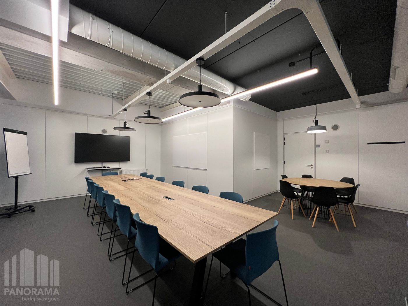 860 m² nieuwbouw kantoren, op 1 km van de E40 te Zwijnaarde! - foto 4