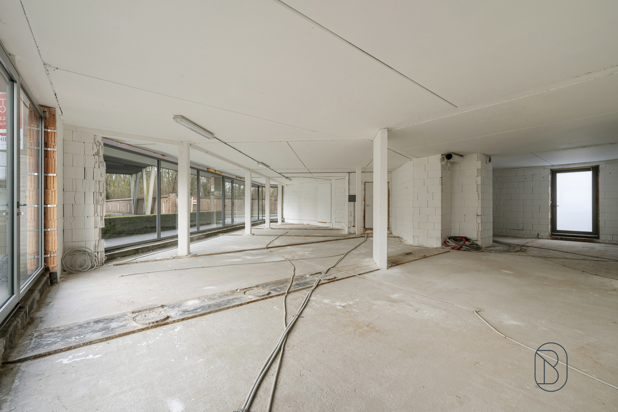 TOPgelegen casco-handelsruimte met visibiliteit. - foto 4