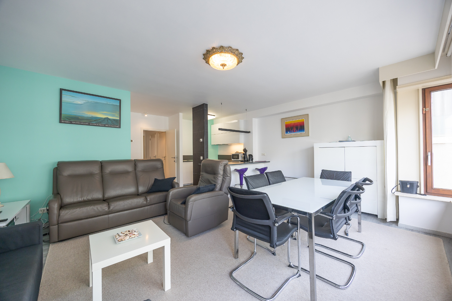 Instapklaar 2 slaapkamer-appartement met zijdelings zeezicht - foto 4