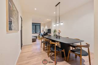 IN DE BEUKENSTRAAT 14 IN HASSELT, LIGT DEZE RUIME WONING MET TUIN DIE RECENT EEN TOTAALRENOVATIE ONDERGING.De Beukenstraat staat bekend om haar...