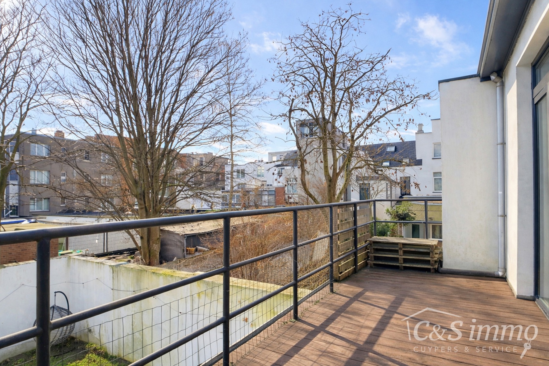 Instapklaar appartement met 2 slaapkamers en ruim terras - foto 5