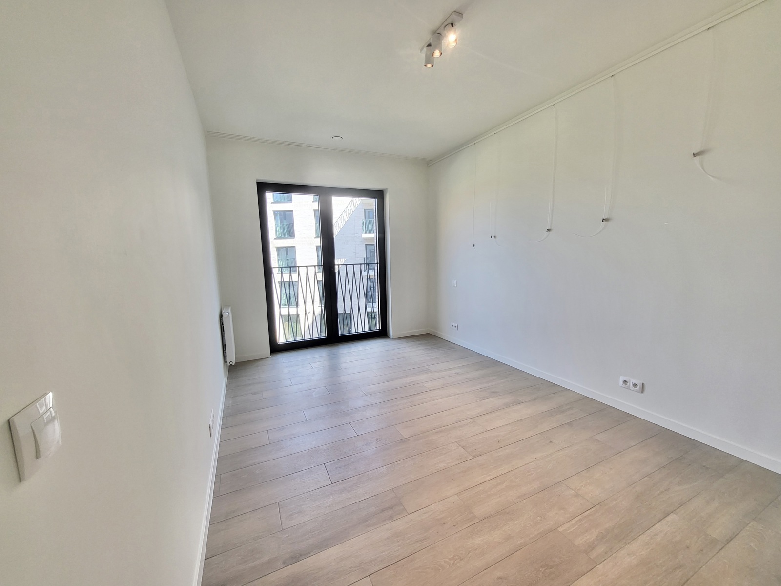 Uitstekende ligging met terras - foto 4