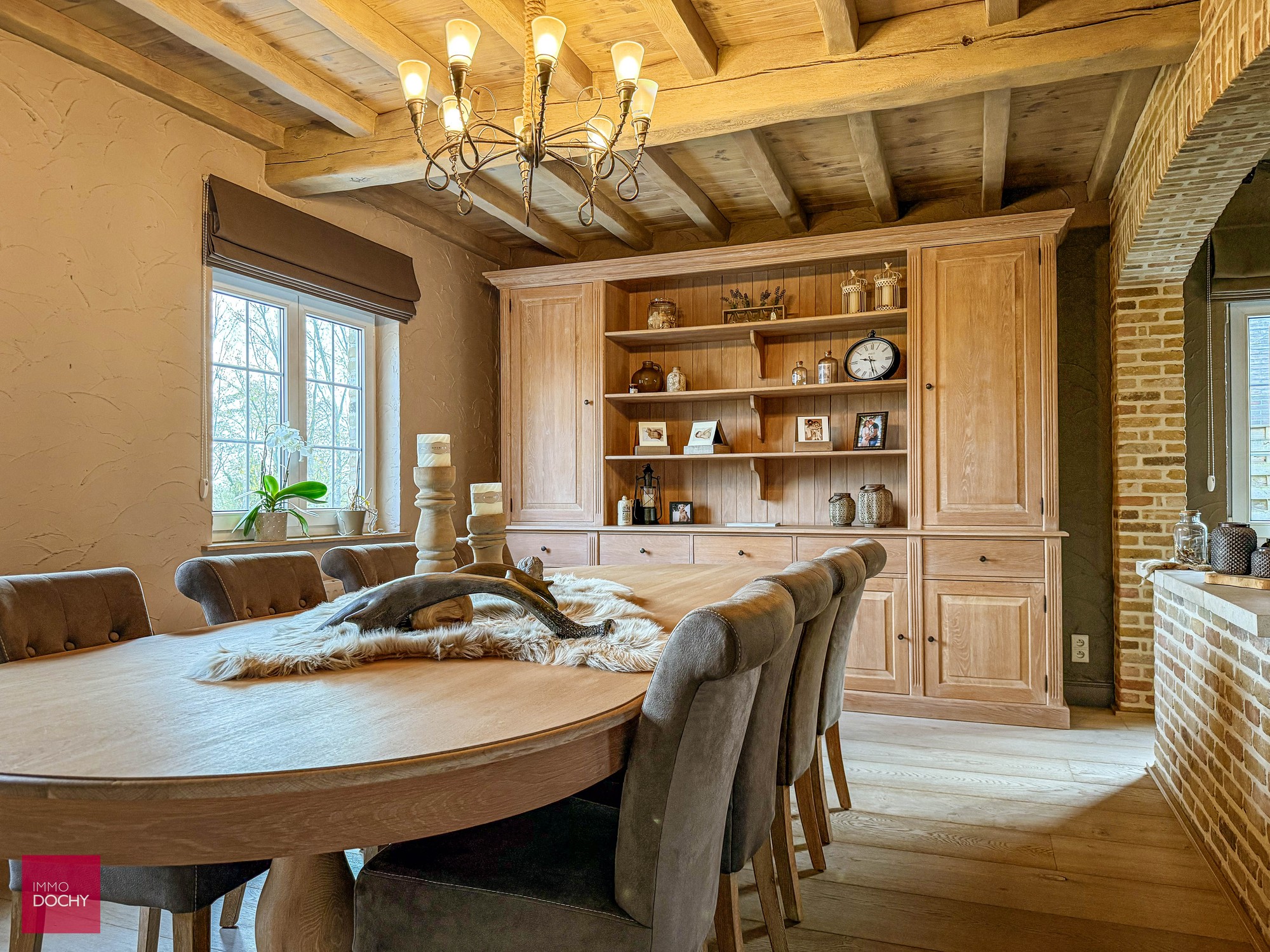 Instapklare sterk gebouwde villa met zicht op oude Leiearm | Heuvelhoekstraat - foto 2