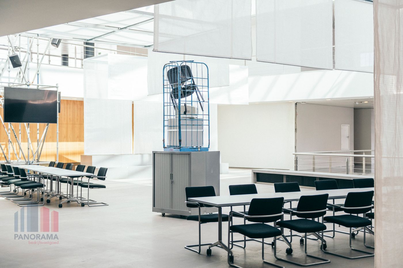 911 m² kantoorruimte met zicht vanop de R0 &amp; A12 te Grimbergen - foto 4