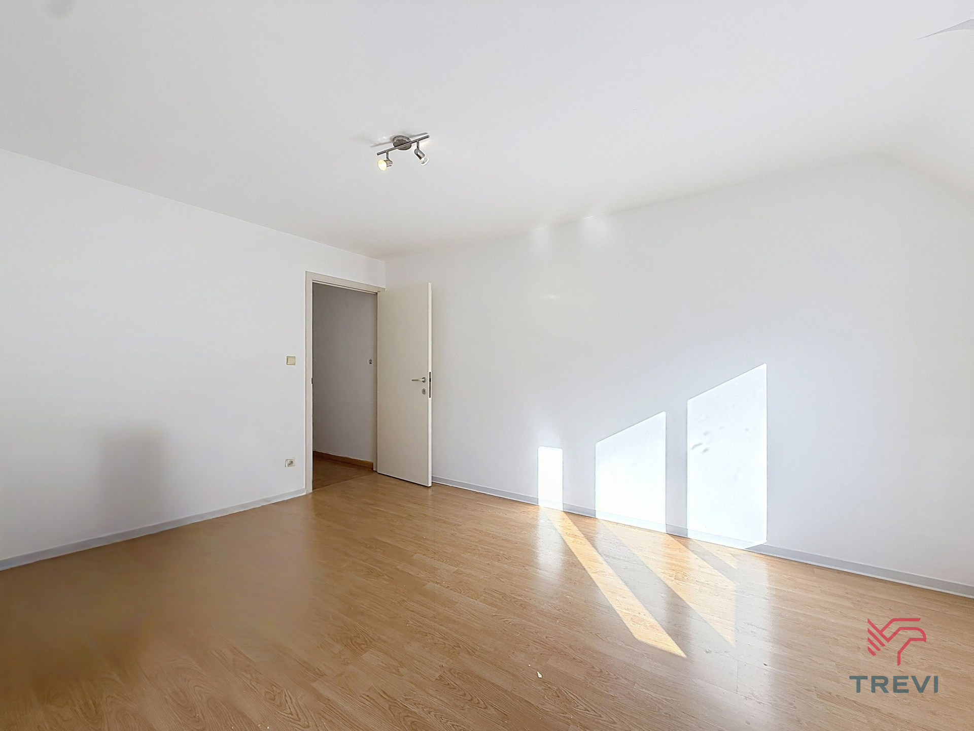 Apartment for rent in Auderghem with 2 bedrooms - photo 5