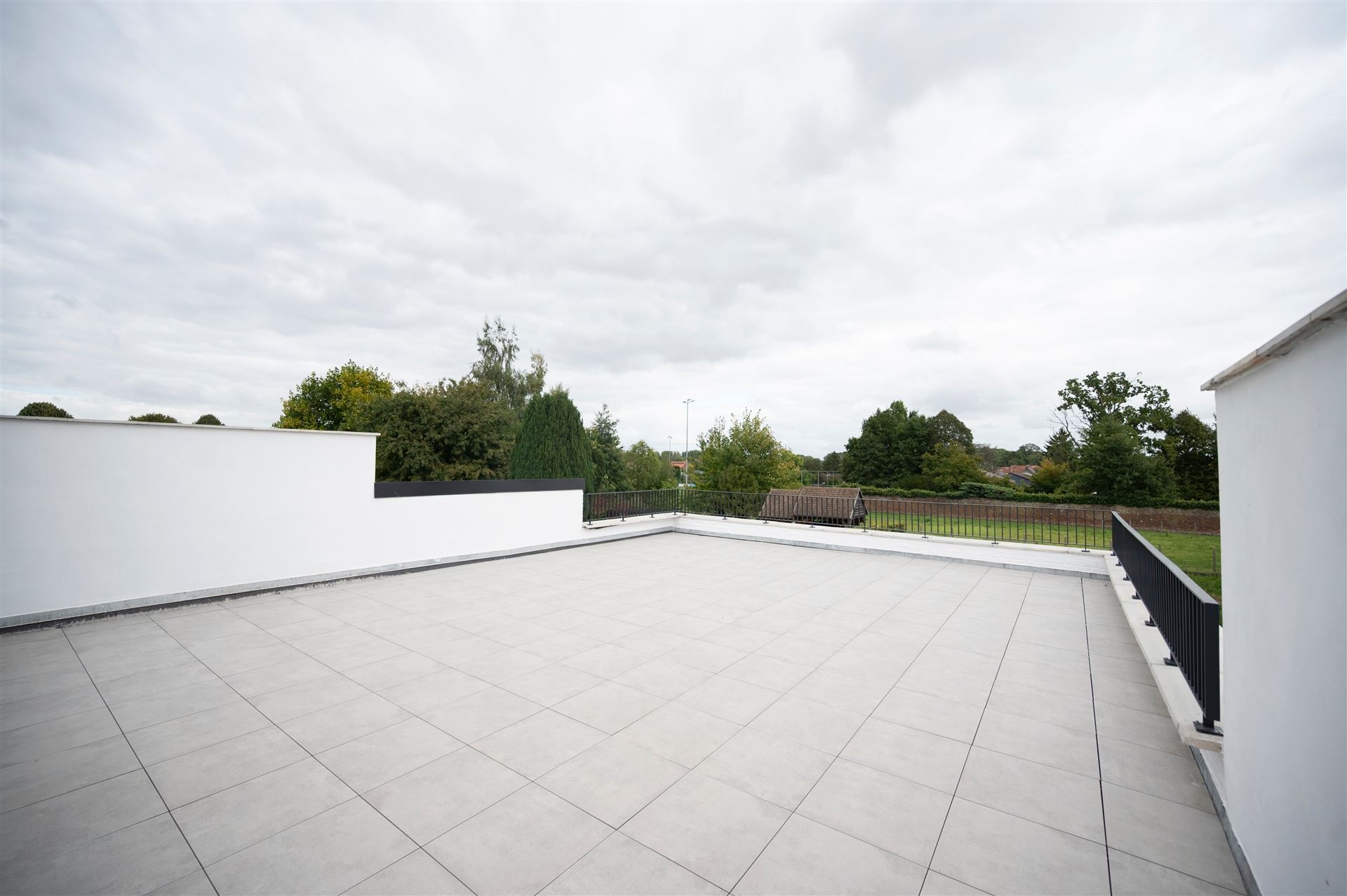 duplex appartement met garage en groot terras - foto 4