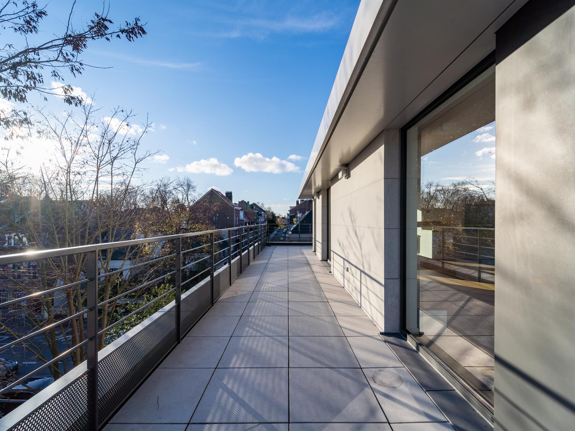 Ukkel I Groene Jager    - foto 2