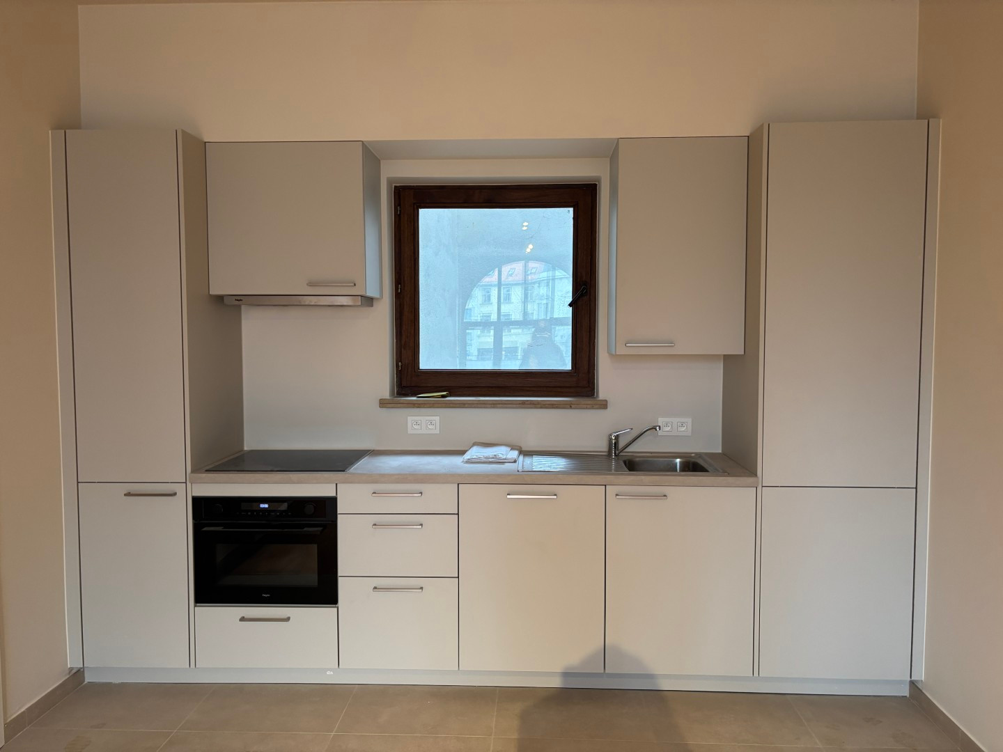 Gerenoveerd appartement met 2 slpk en koer aan de Coupure - foto 5