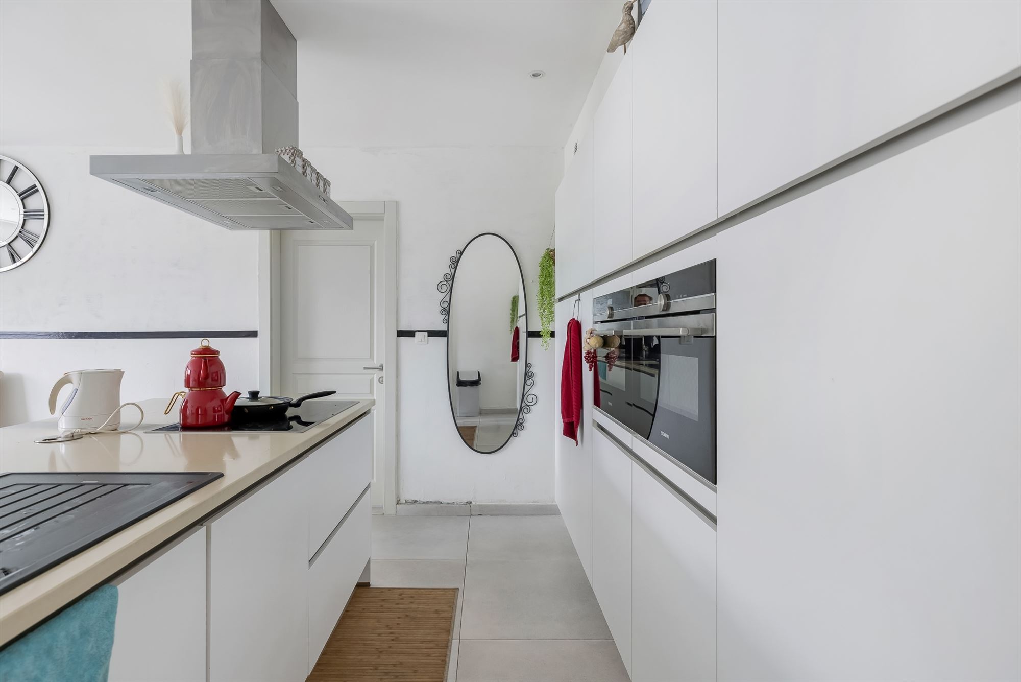 RECENTE WONING MET 6 SLAAPKAMERS VLAKBIJ CENTRUM KOERSEL - foto 3