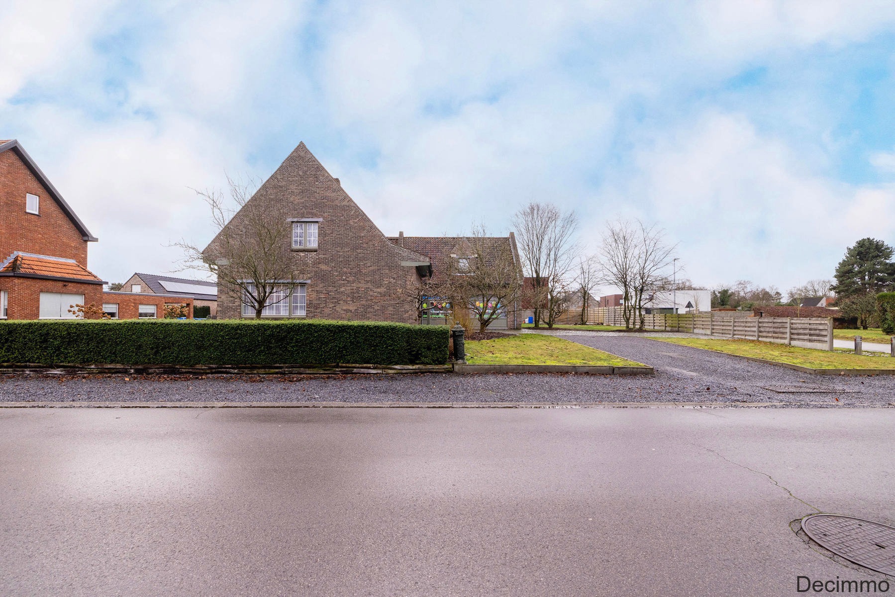 Veelzijdige woning met handelsruimte of kangoeroewonen. - foto 3