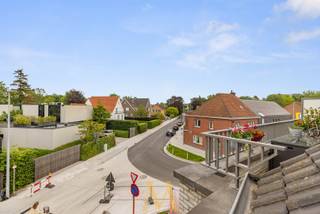 Op zoek naar een gezellige thuis in het centrum van Waregem of een interessante investering met mooi rendement? Dan is dit instapklare...