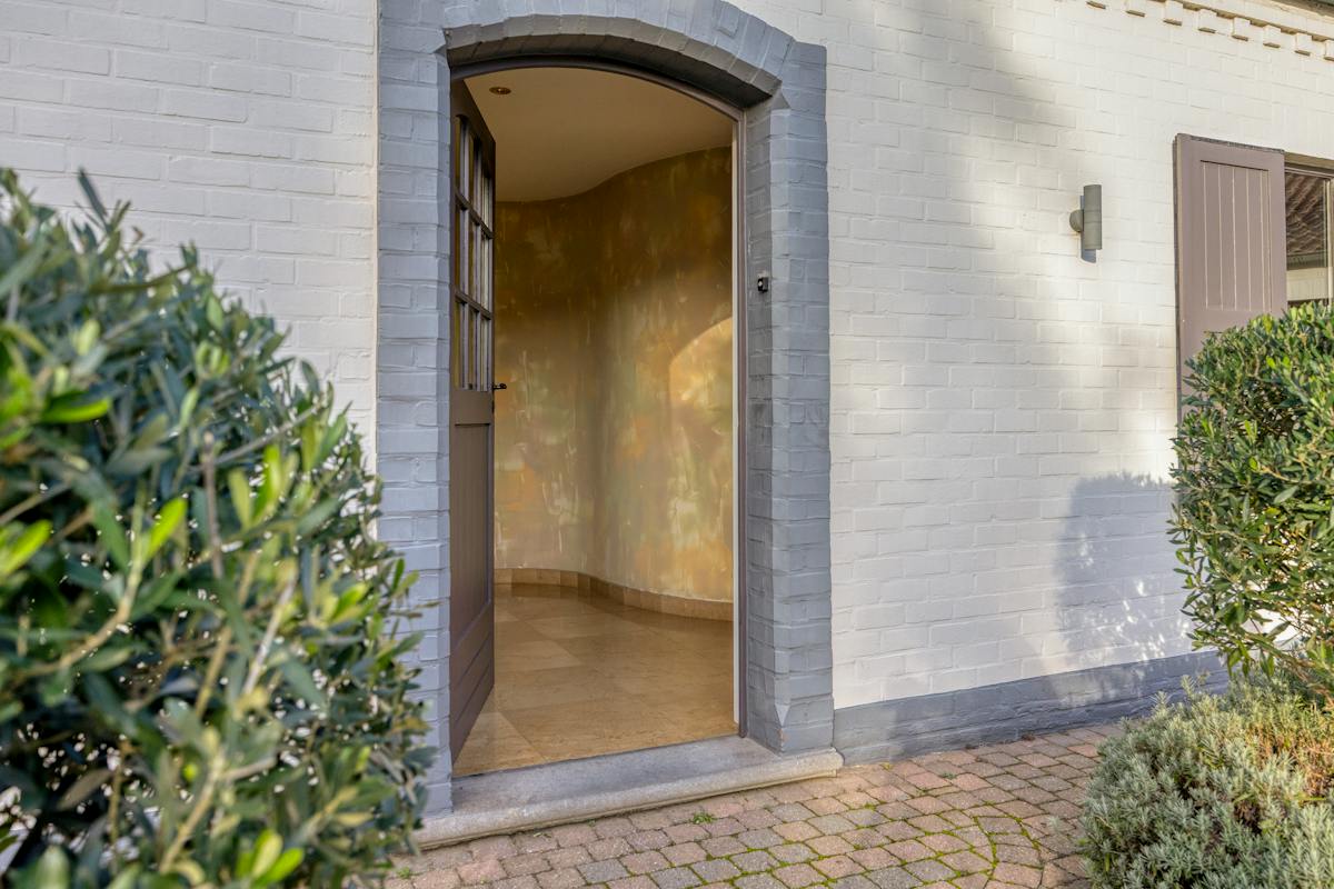 Karaktervolle bungalow op een prachtig perceel in Merelbeke - foto 4
