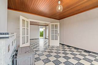 Open bebouwing met tijdloze charme, genietend van een prachtige en rustige ligging op een perceel van +/- 800 m², met zalig open landelijk...