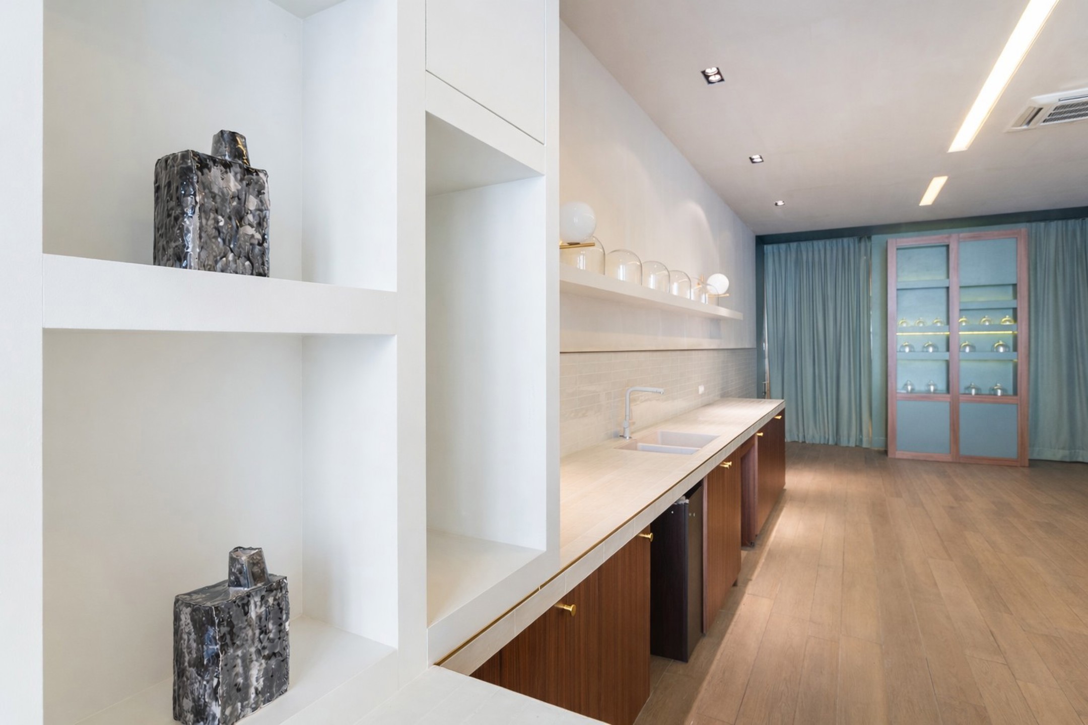 commerciële ruimte op absolute toplocatie aan Bourla - foto 5