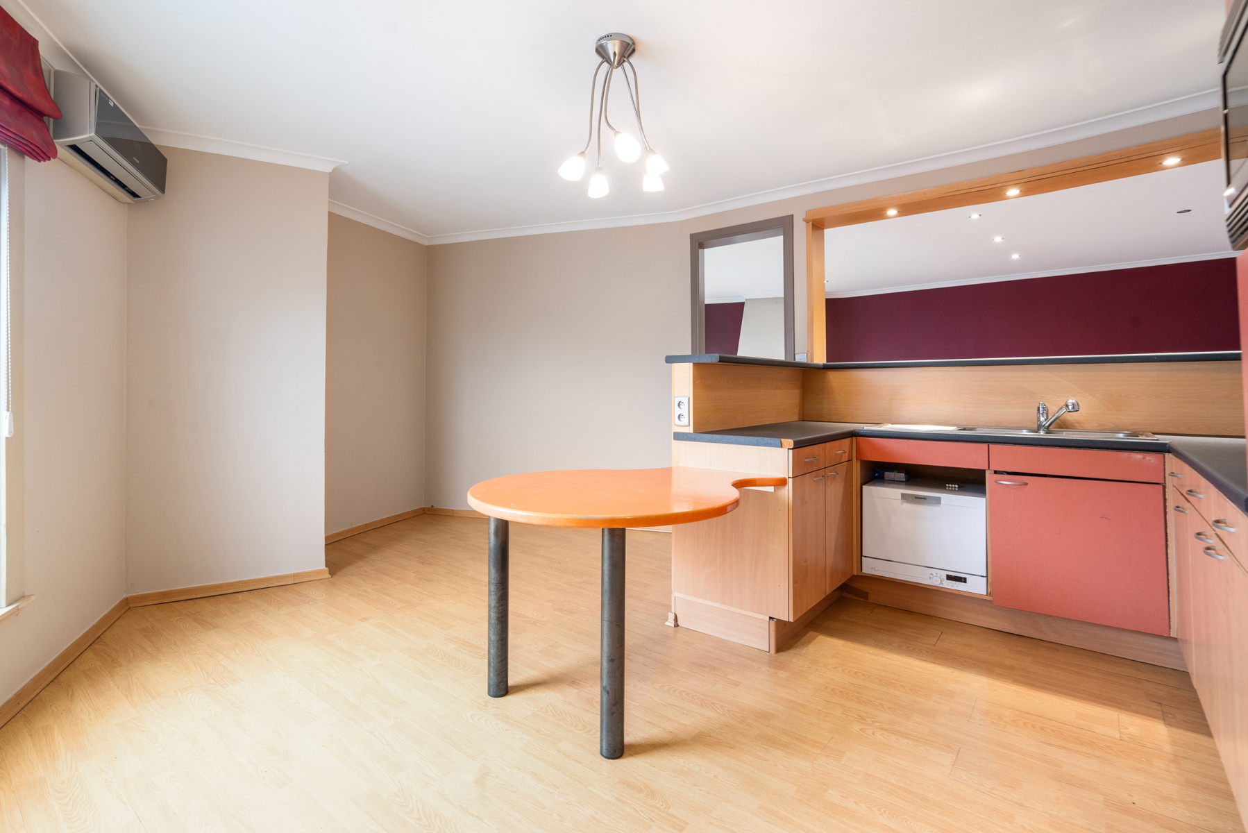 Instapklaar appartement met 2 Slaapkamers te Oordegem - foto 5