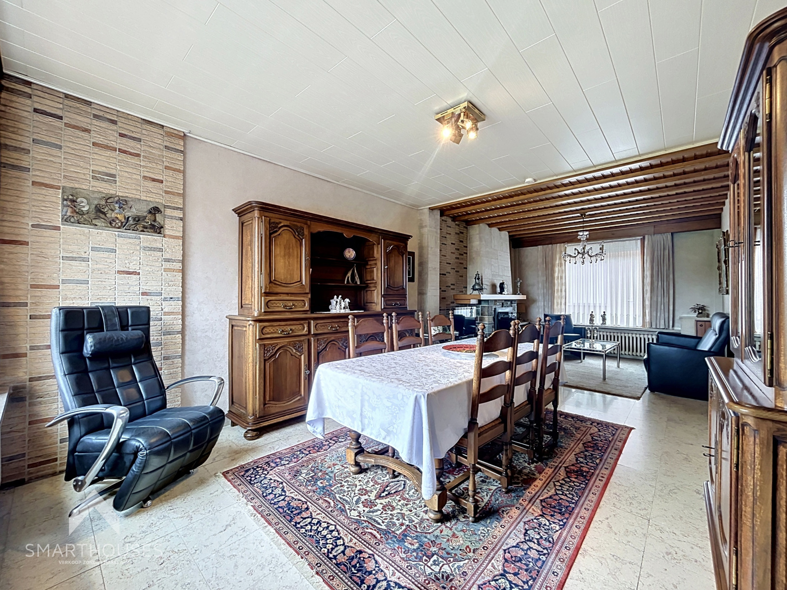 Woning op 939m² met dubbele garage en uitweg via de tuin - foto 5