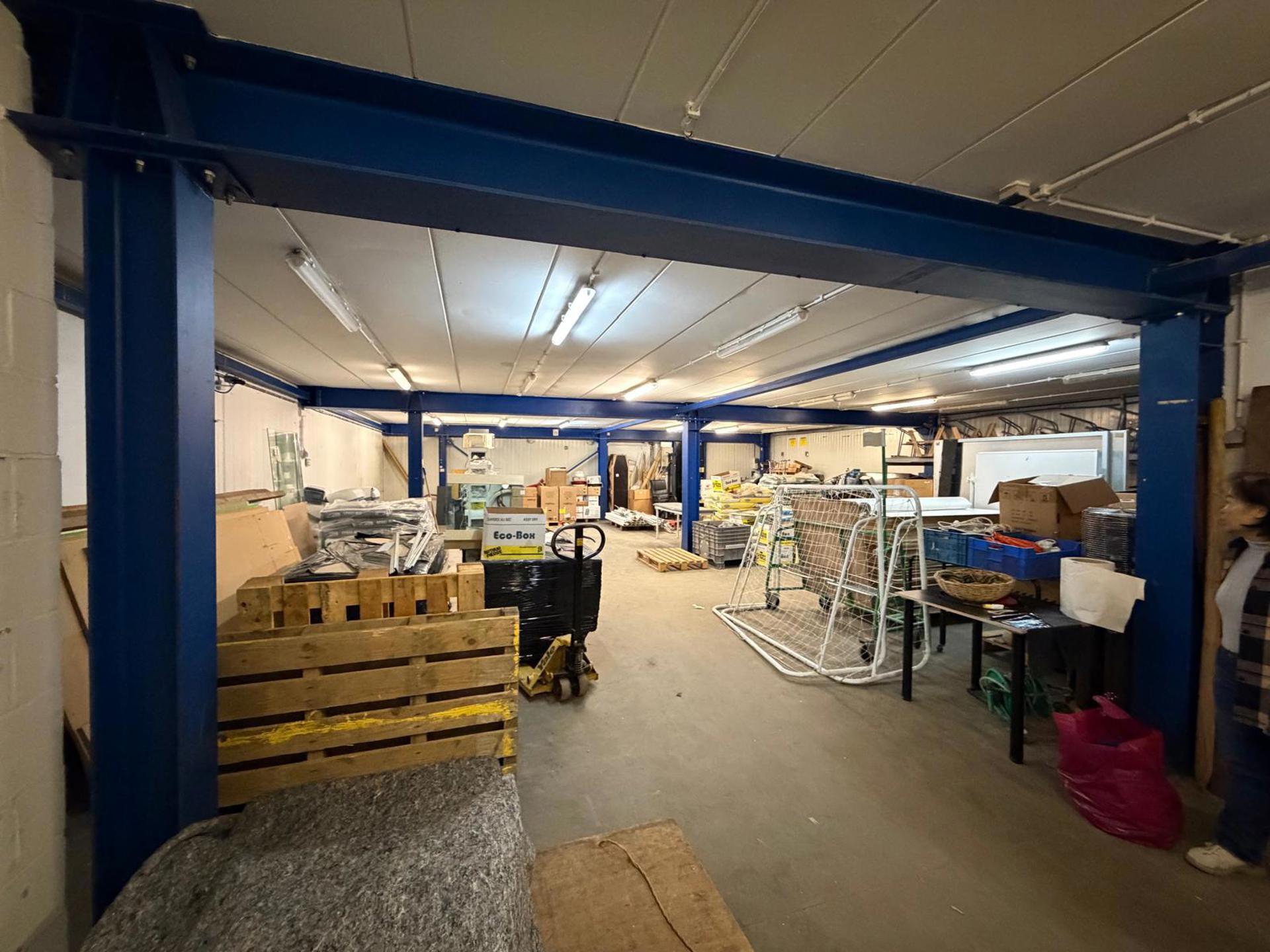 Commercial for rent in Zaventem - photo 1