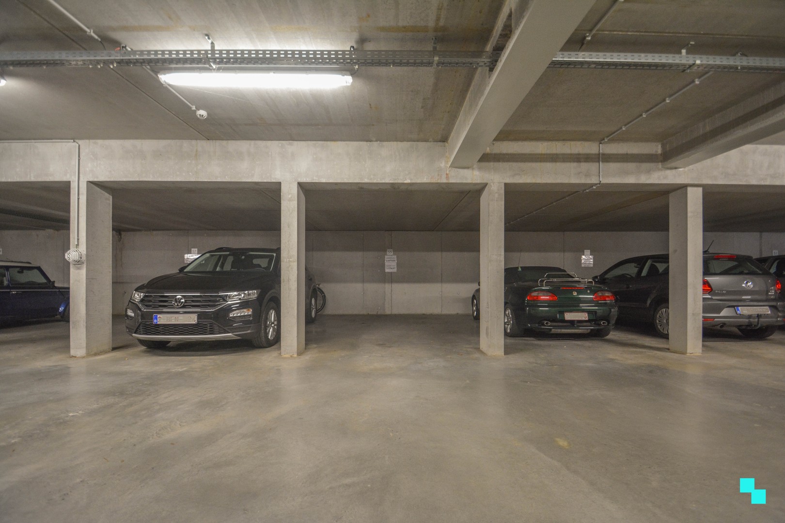 Ondergrondse autostaanplaats gelegen in Woonpark Ter Beurse - foto 1