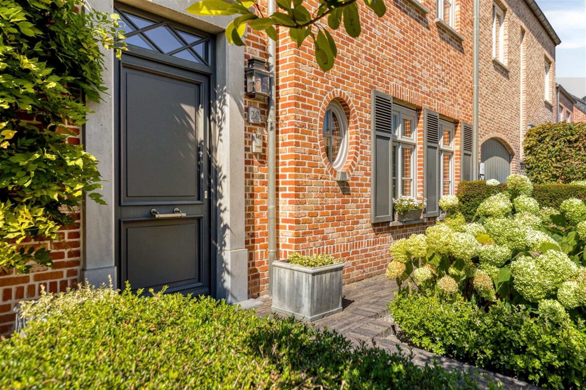Instapklare half open woning op topligging in Boechout - foto 2