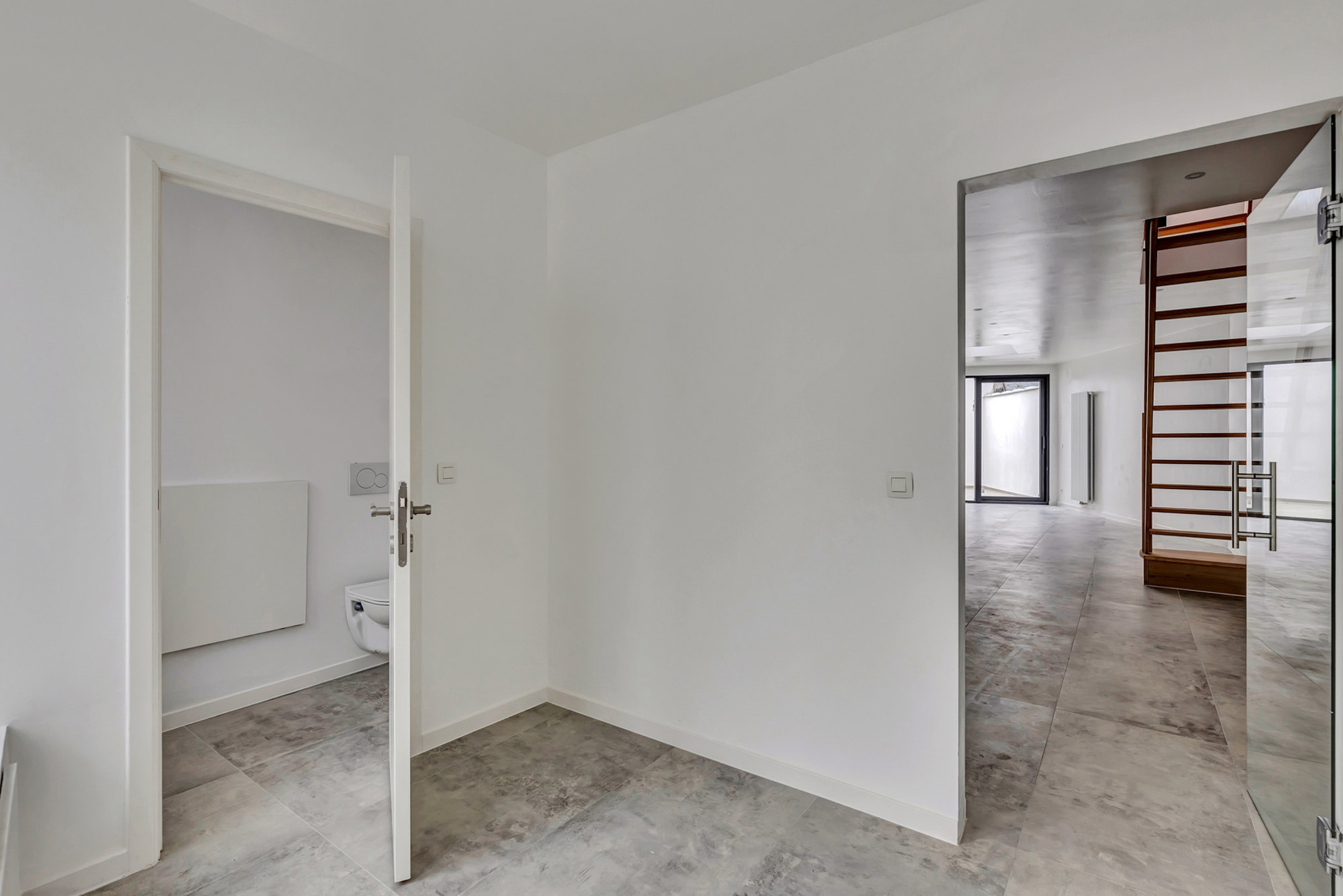 Instapklare stadswoning 200m2 bewoond met 5 slaapkamers  - foto 5